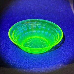 Vtg Anchor Hocking Dessert Fruit Bowl Green Depression Glass Block Optic Glows